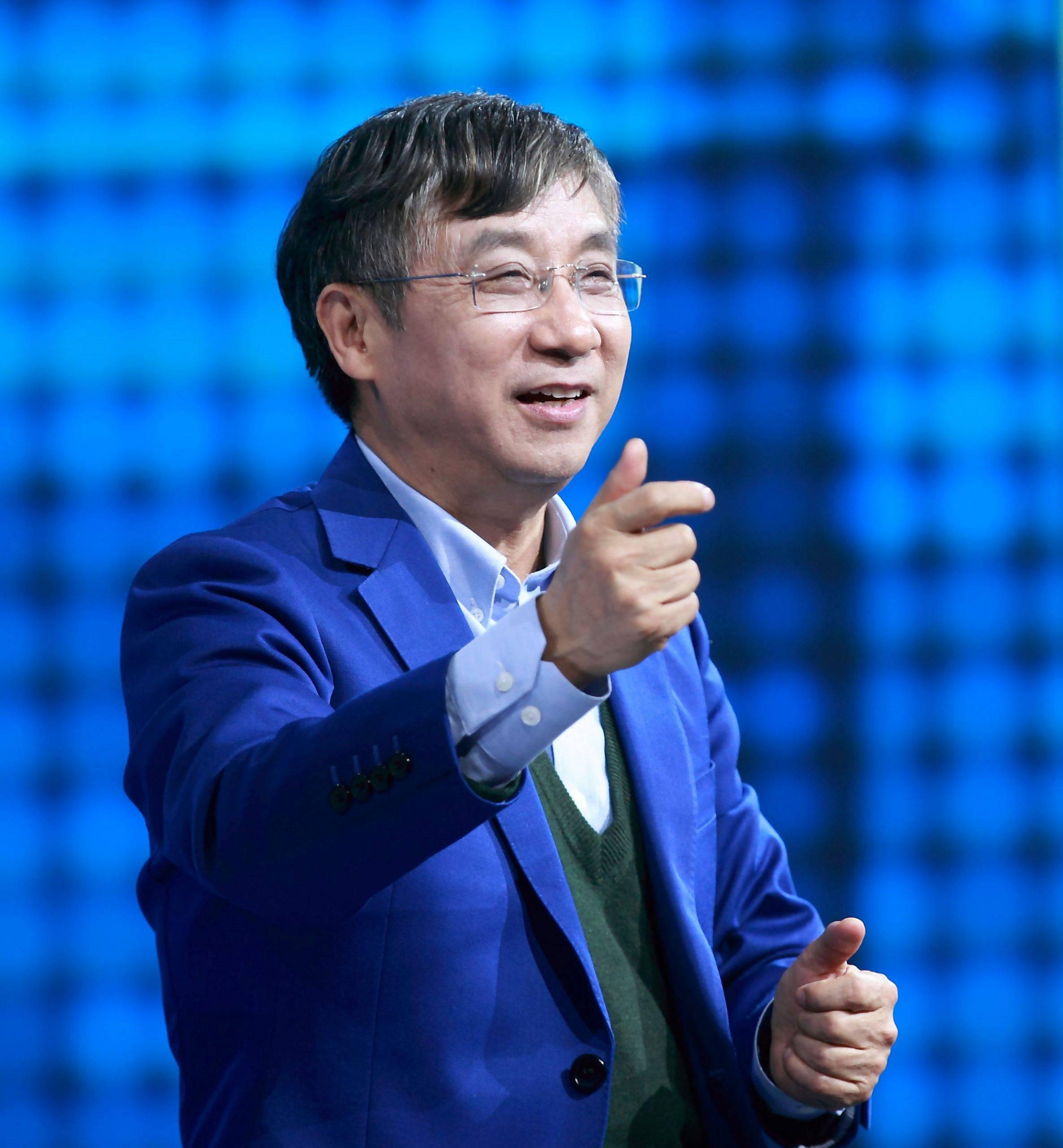 纪小龙