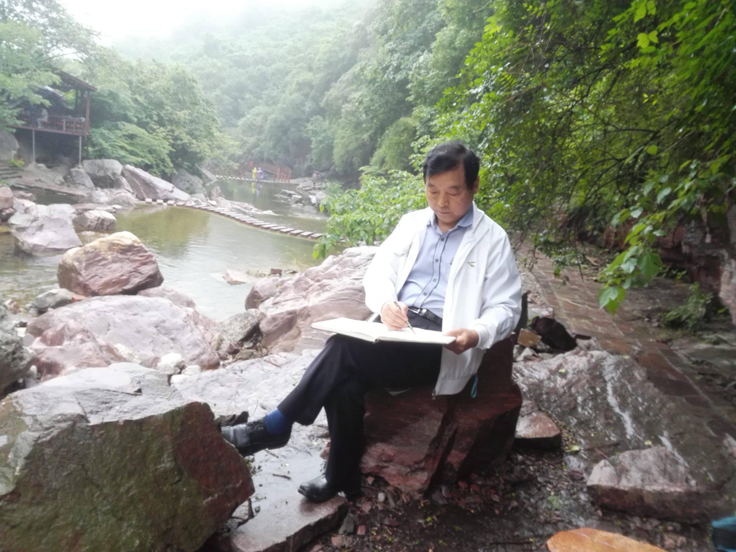 贺德昌