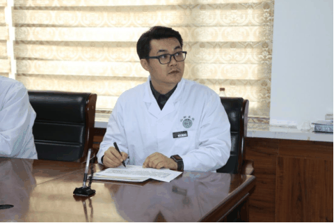 李明医生