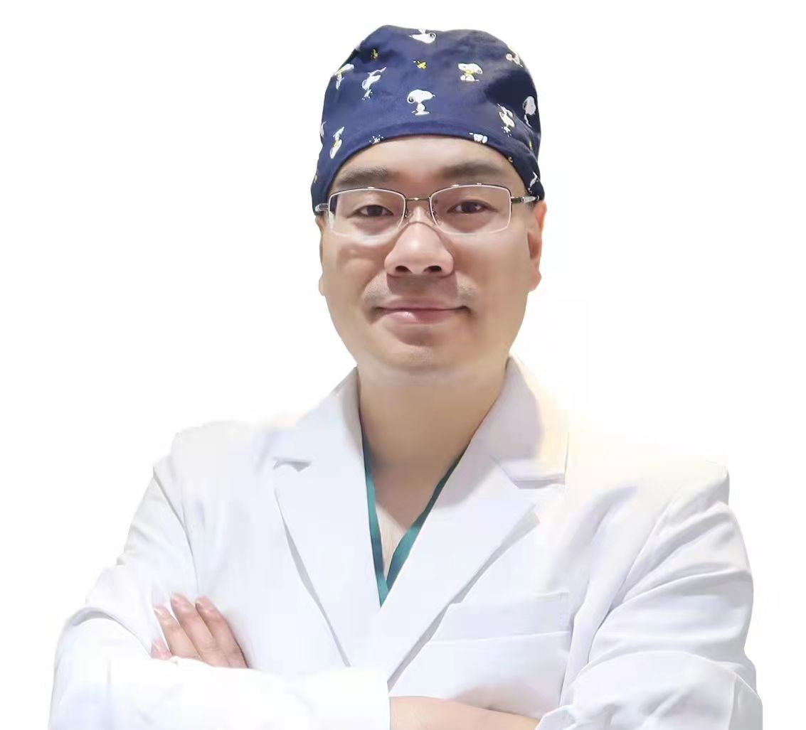 董雷