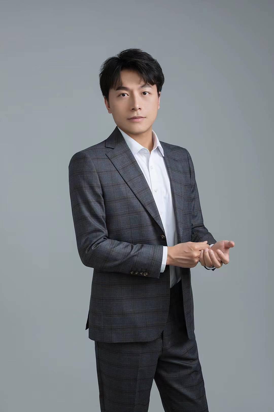 翁啸宇