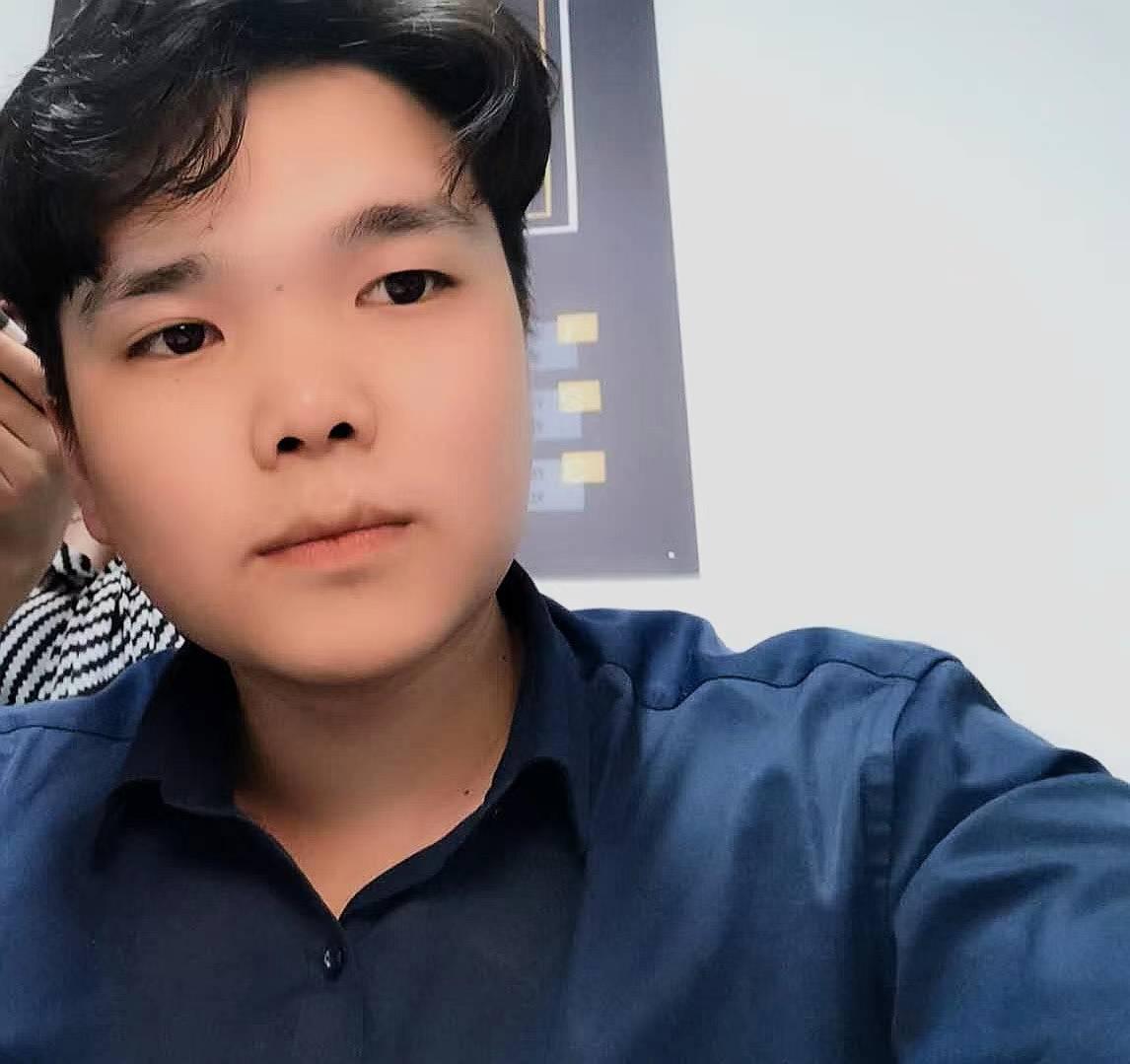 田华贵(美容师)