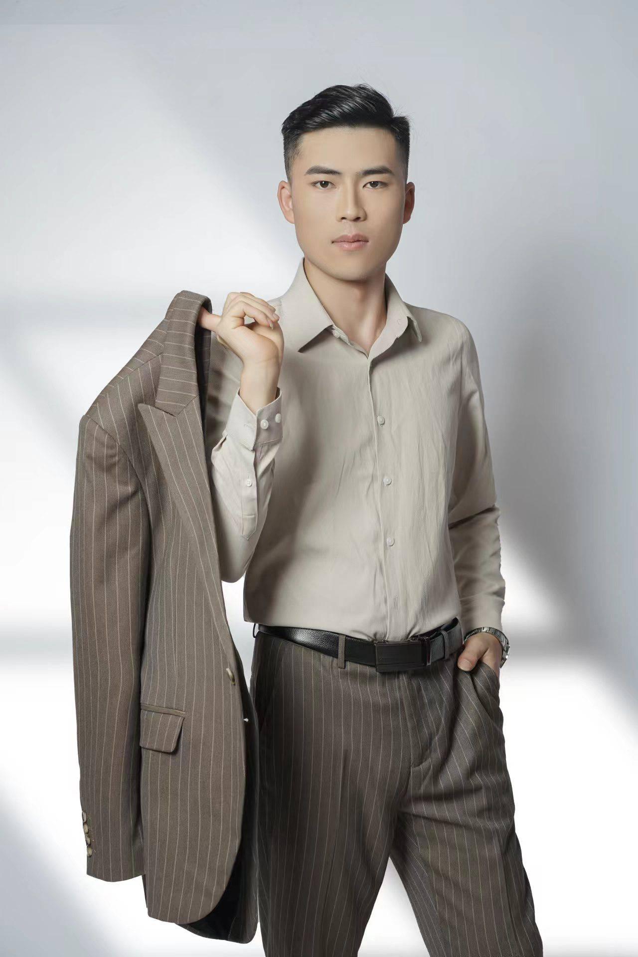 代庆龙