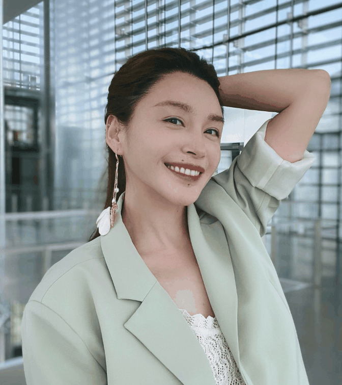 Simone Wang