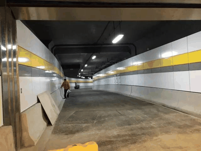 明隧道