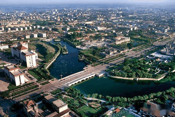 曲阜市