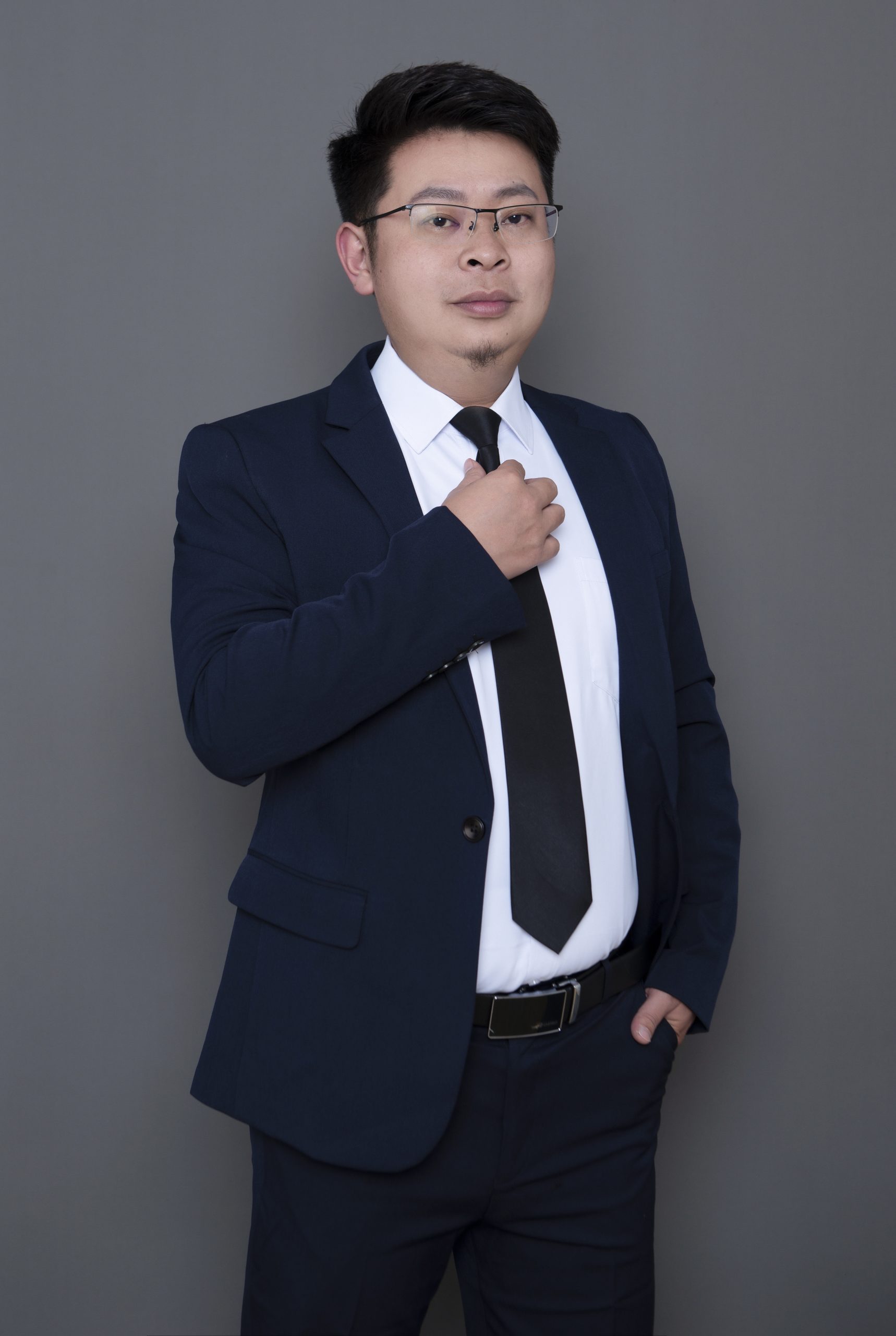 黄文平