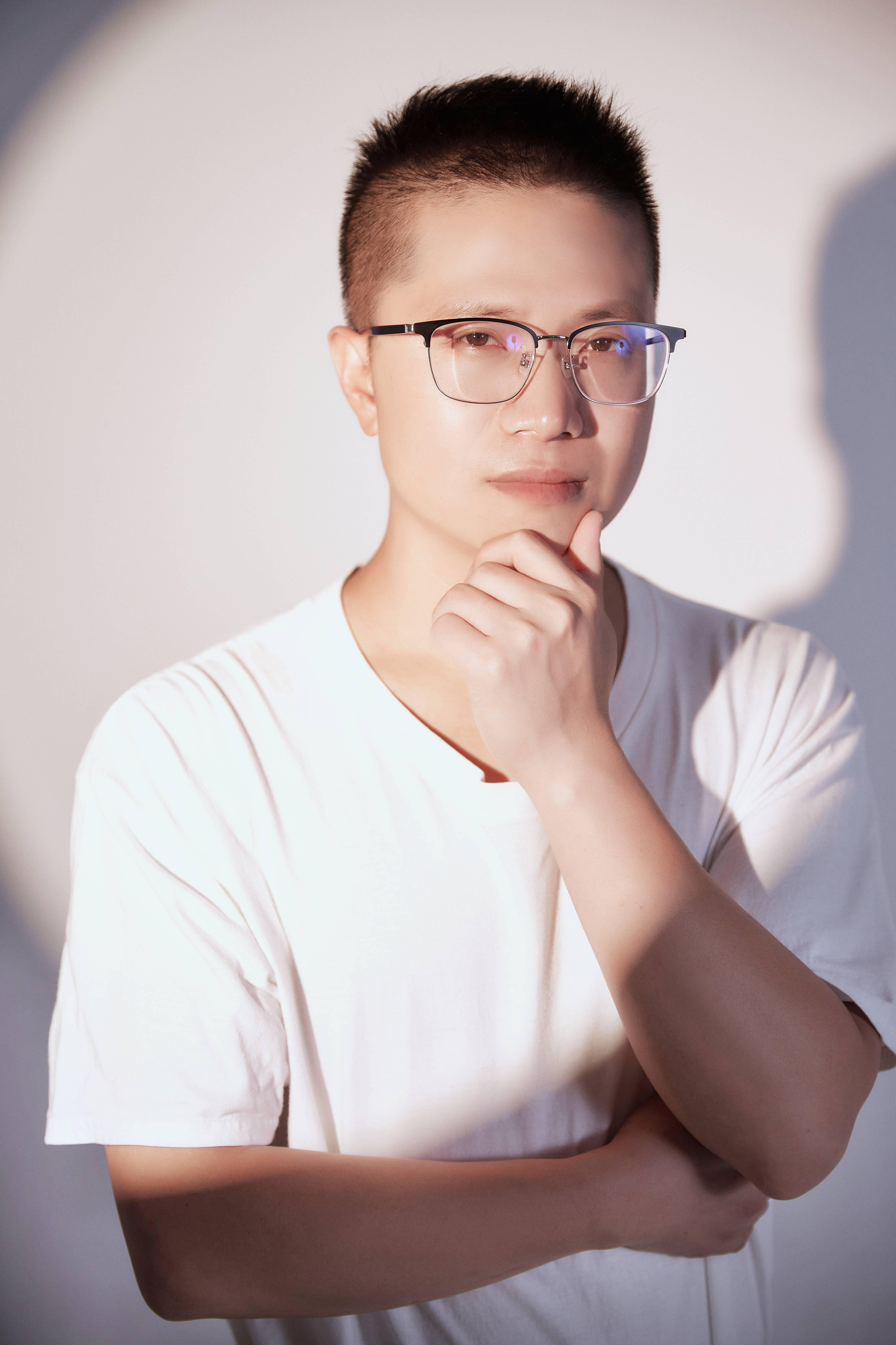 李玮华(鸿鹄教育创始人)