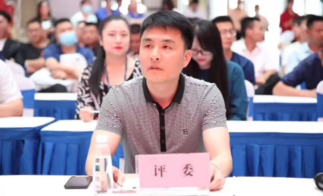 殷世炳