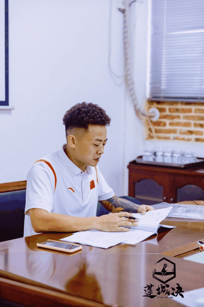 马胜(职业教练员)