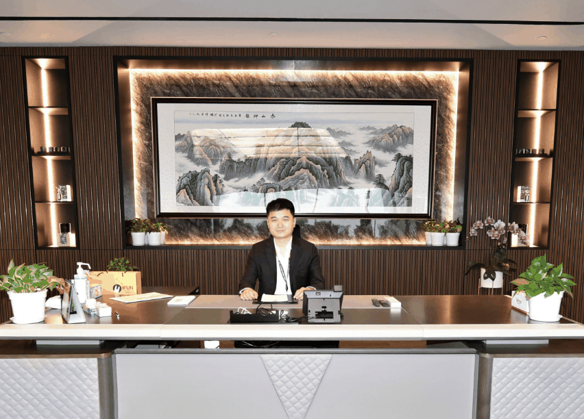 苏剑锋(IFUN 董事长兼CEO)