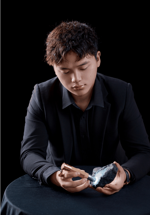 李泽金(翡翠鉴定师)