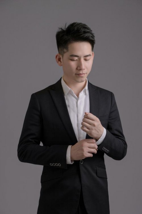 文小贵