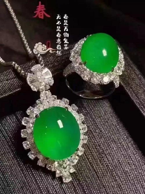 翡翠李龙