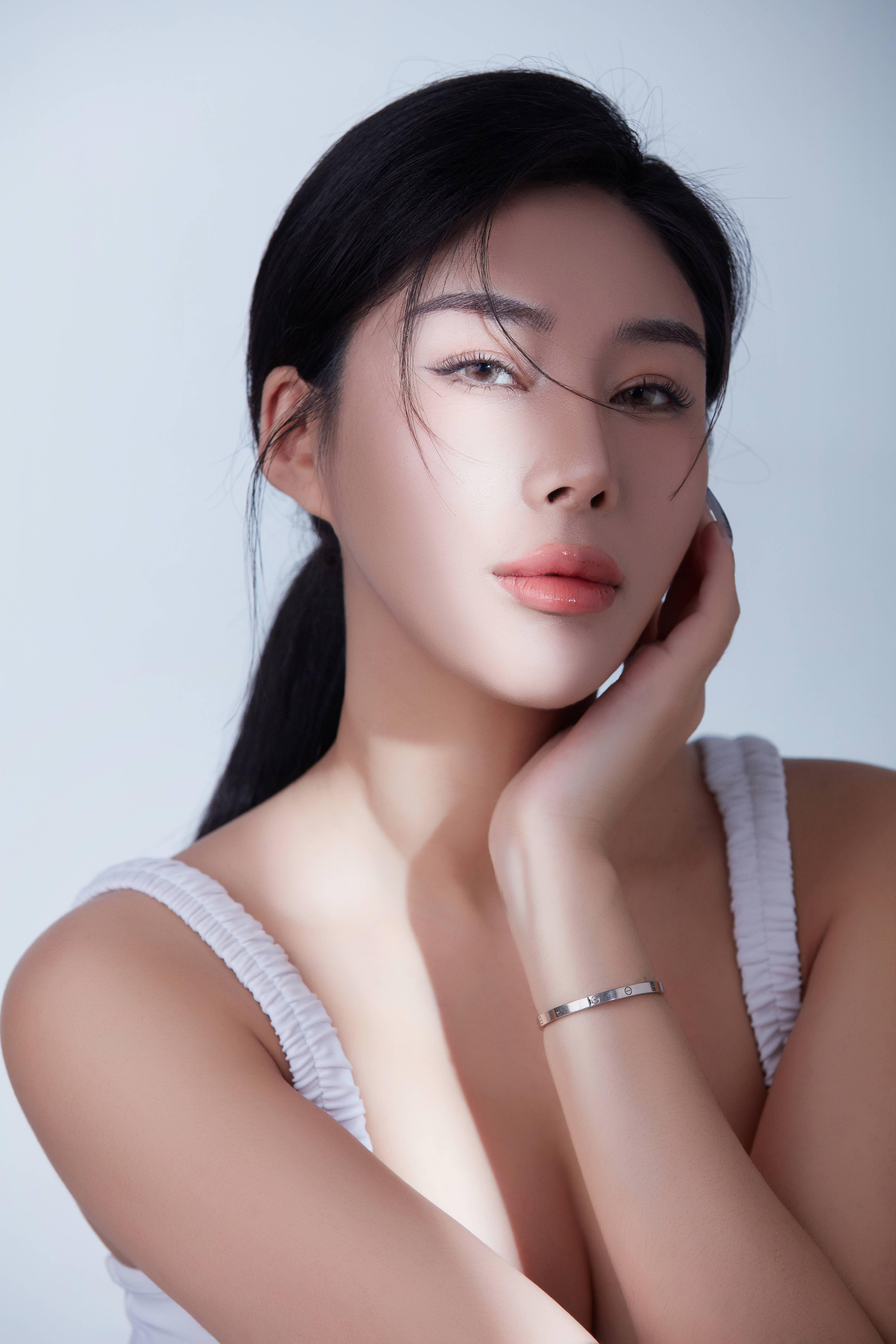 何雪丽(演员)