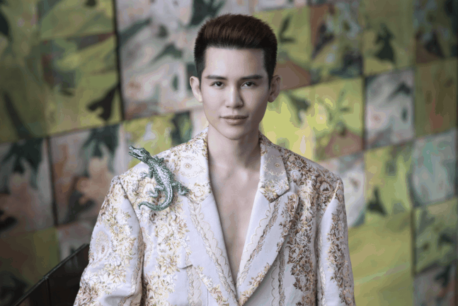 紫晨 WALLIS HONG(国际著名华人珠宝设计师)