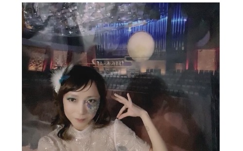 姜莉莉(国家一级演员、歌唱家)