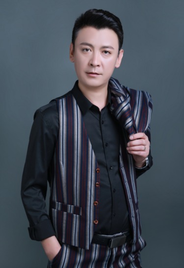 冯伟(制作人、导演)