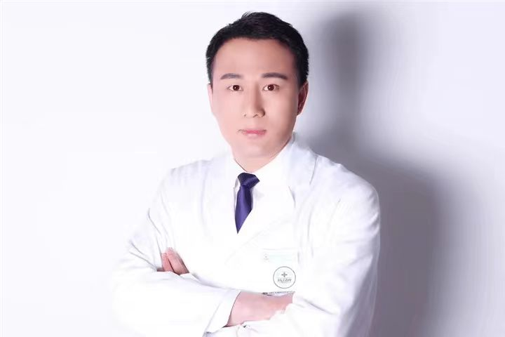 陈超群