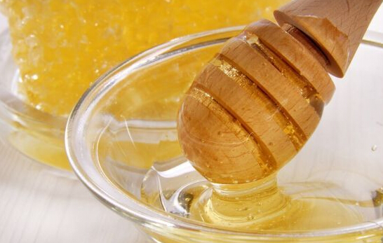 蜂蜜水什么时候喝好 蜂蜜水