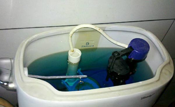 如何调节马桶水箱水位 马桶水箱