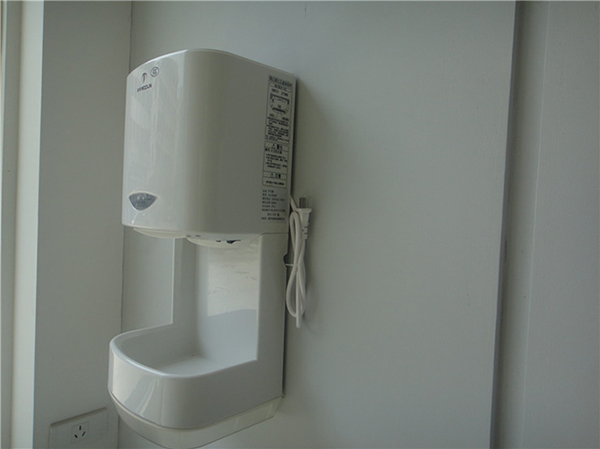 烘手器安装高度 烘手器