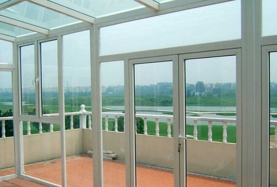 塑料窗的清洁与保养 塑料窗