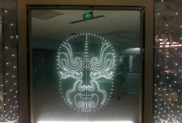 led玻璃原理 led玻璃