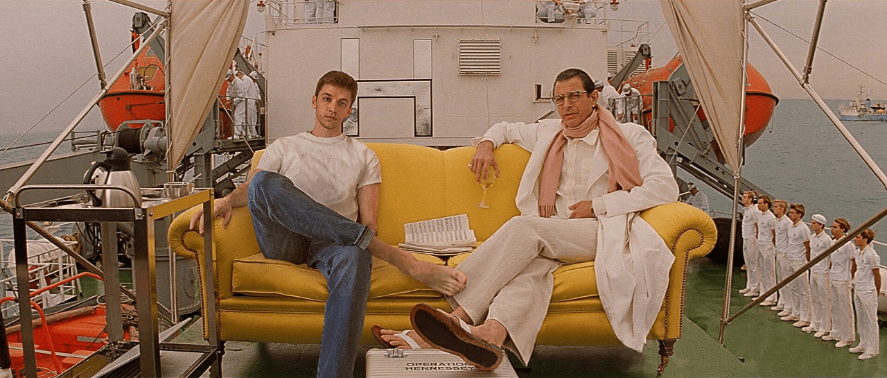 用超多案例,帮你了解《神奇女侠1984》背后的顶级设计机构BOND