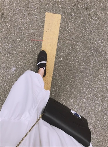 拍一张照片，就能做出一幅海报！