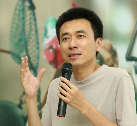 她为这部电影设计的海报,竟让大师黄海成了绿叶