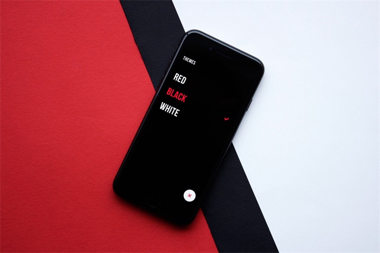 浅色还是深色?教你选择合适的界面配色方案!