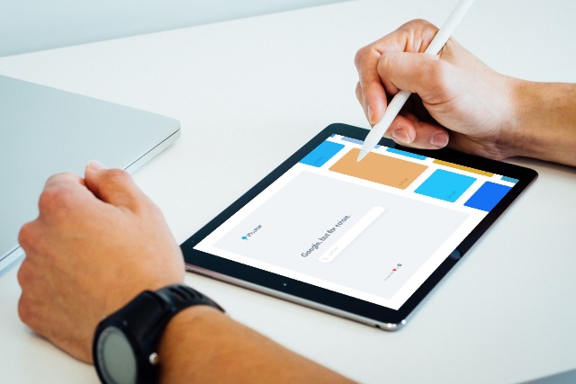 色彩界的 Google！给关键词就能帮你找配色的Picular
