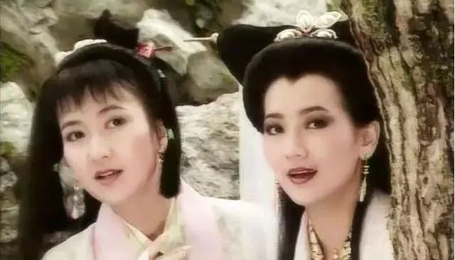 她为这部电影设计的海报,竟让大师黄海成了绿叶