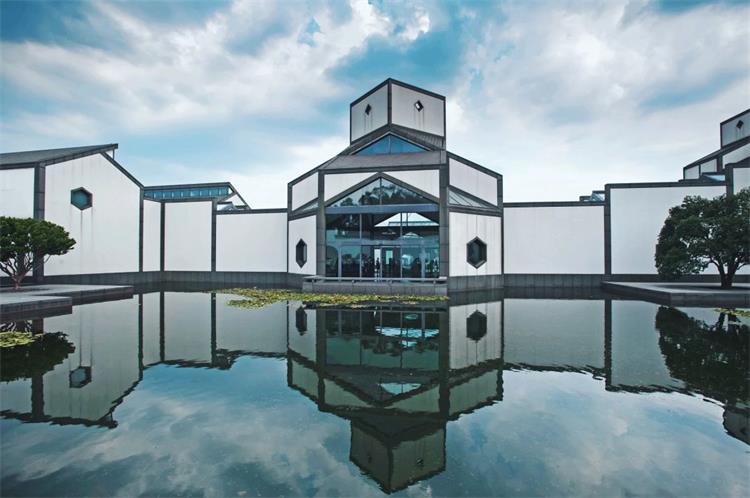 超实用！零基础新手也能轻松学会的配色技巧