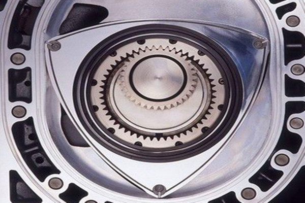 旋转活塞式发动机