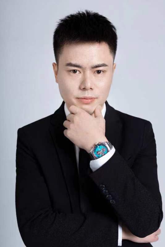 徐亚君（美容师）