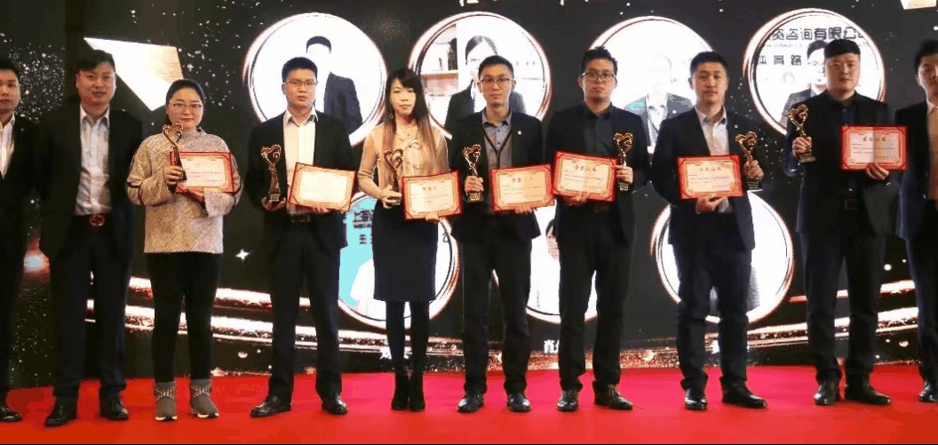 邓苑文（话物集团董事长）